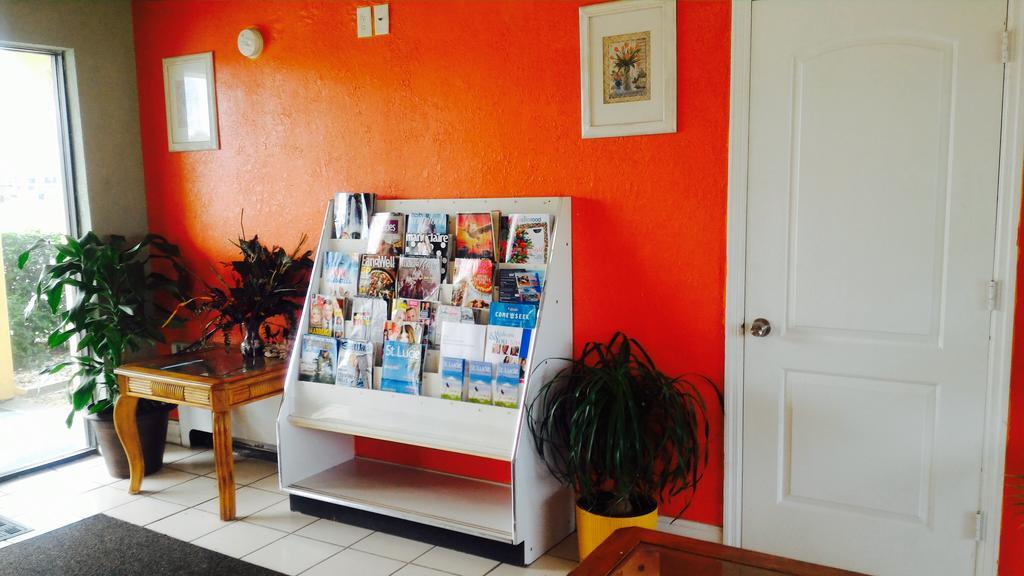 Sunset Inn- Fort Pierce, Fl Εξωτερικό φωτογραφία