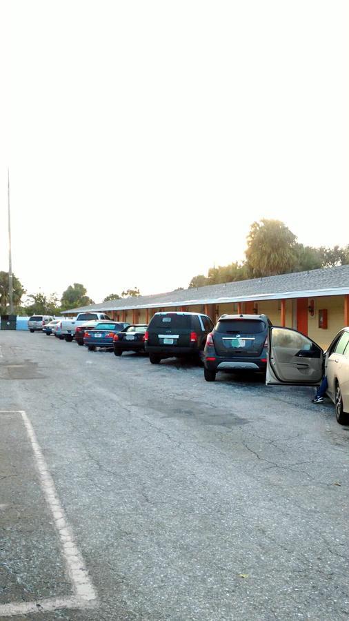 Sunset Inn- Fort Pierce, Fl Εξωτερικό φωτογραφία