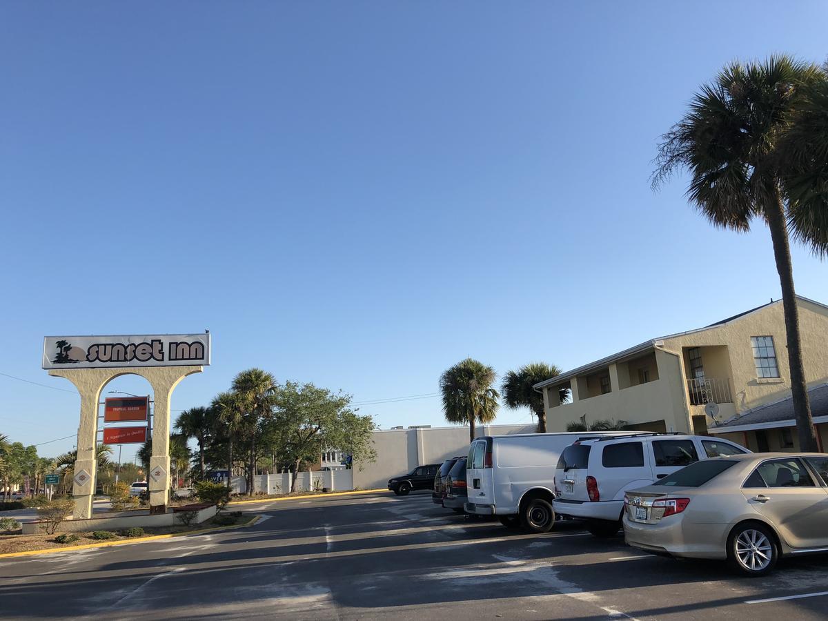 Sunset Inn- Fort Pierce, Fl Εξωτερικό φωτογραφία